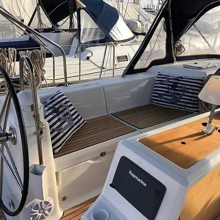 Happy Sailing Barca A Vela Nettuno